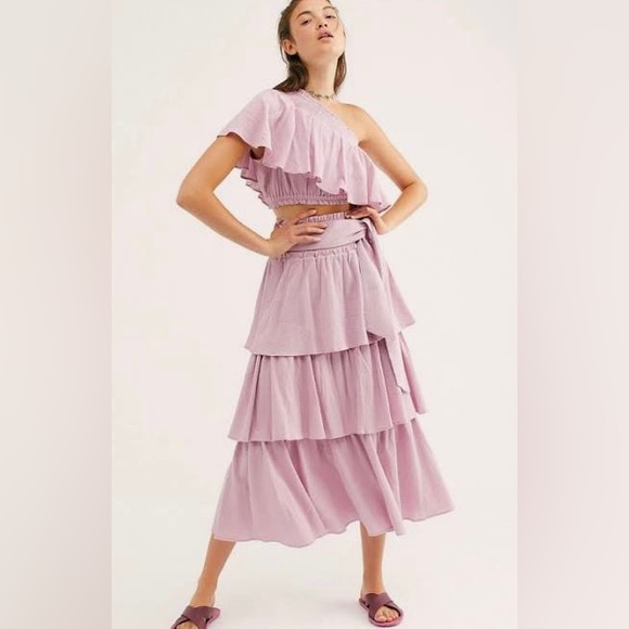 Free People Tops - Free People set “Go For Drama” ruffle skirt and one shoulder top set lavender